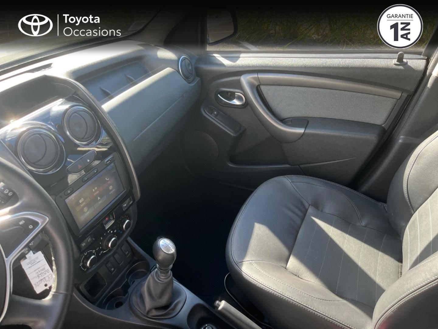 DACIA Duster 1.2 TCe 125ch Black Touch 2017 4X2 - Photo 22