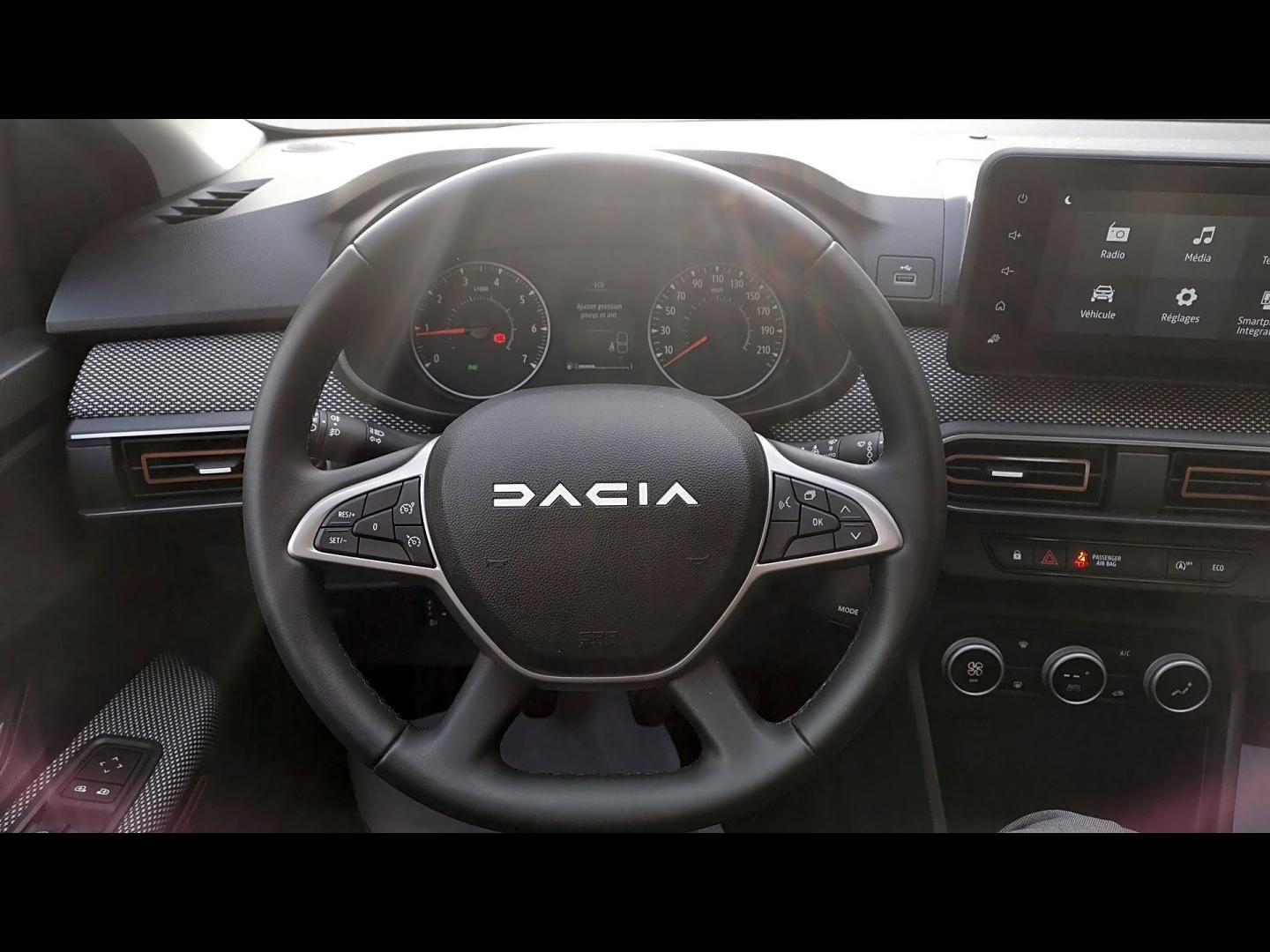 DACIA Sandero 1.0 TCe 90ch Stepway Expression - Photo 17