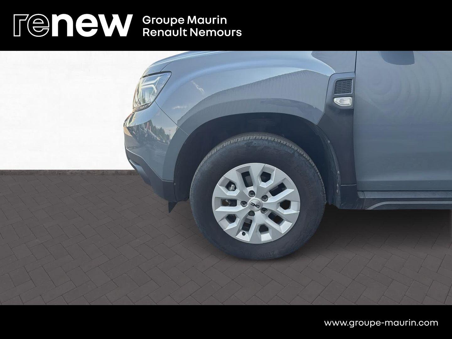 DACIA Duster 1.3 TCe 130ch FAP Expression 4x2 - Photo 15