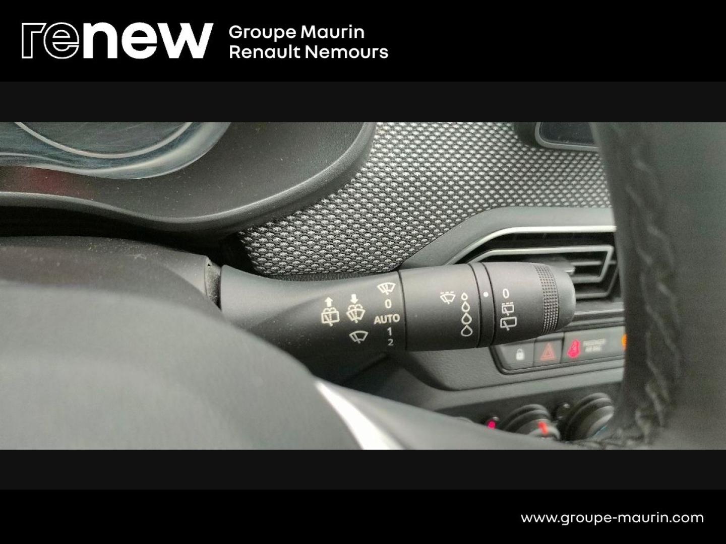 DACIA Sandero 1.0 TCe 90ch Expression CVT - Photo 24