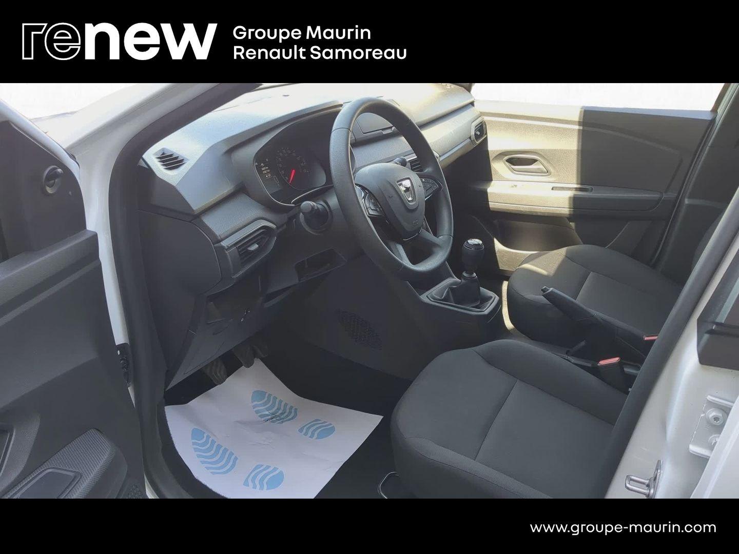 DACIA Sandero 1.0 SCe 65ch Essential - Photo 18