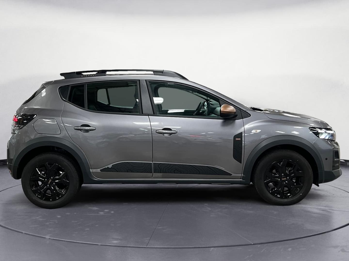 DACIA Sandero 1.0 TCe 110ch Stepway Extreme -25 - Photo 7