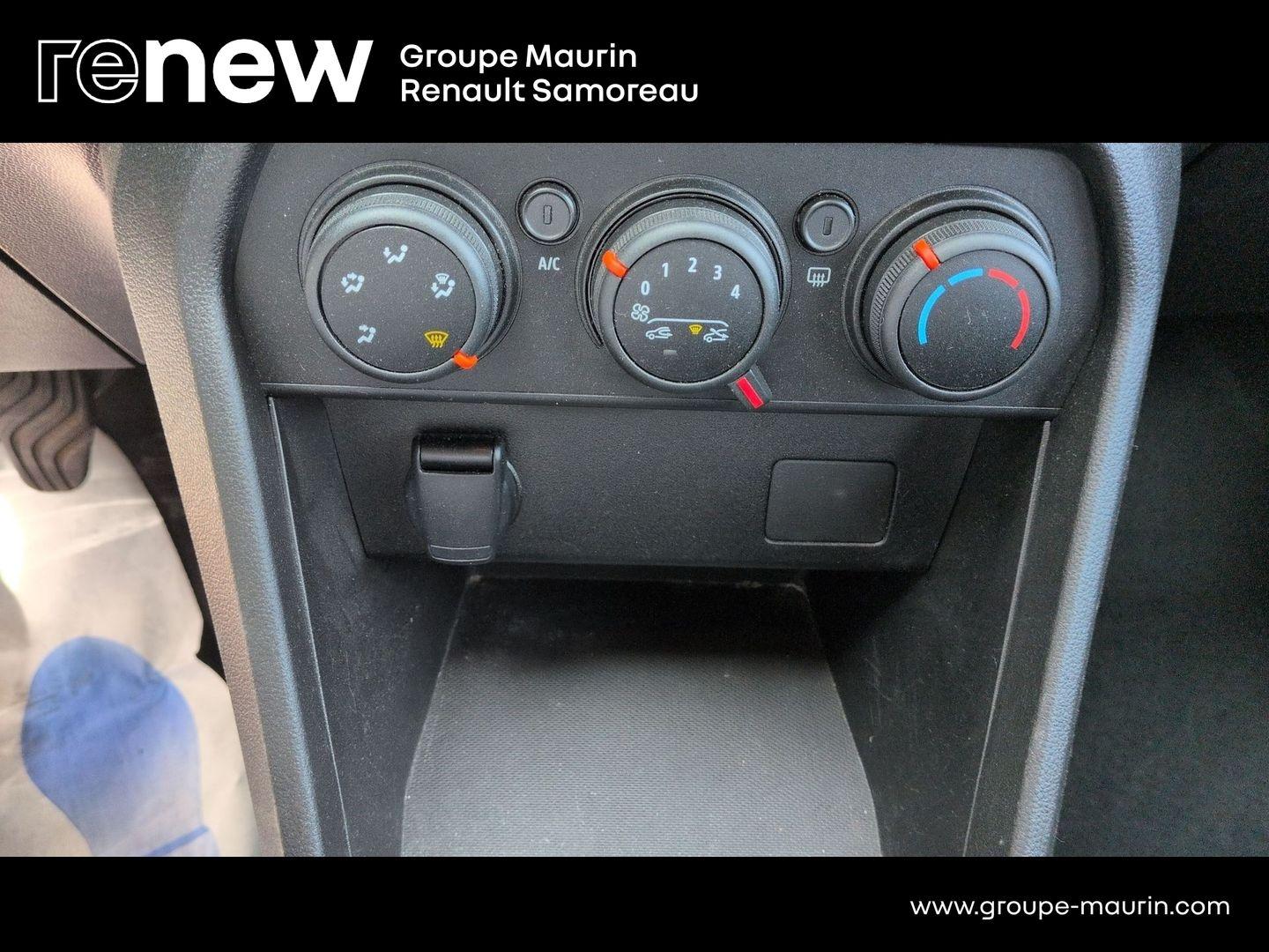 DACIA Sandero 1.0 SCe 65ch Expression - Photo 13