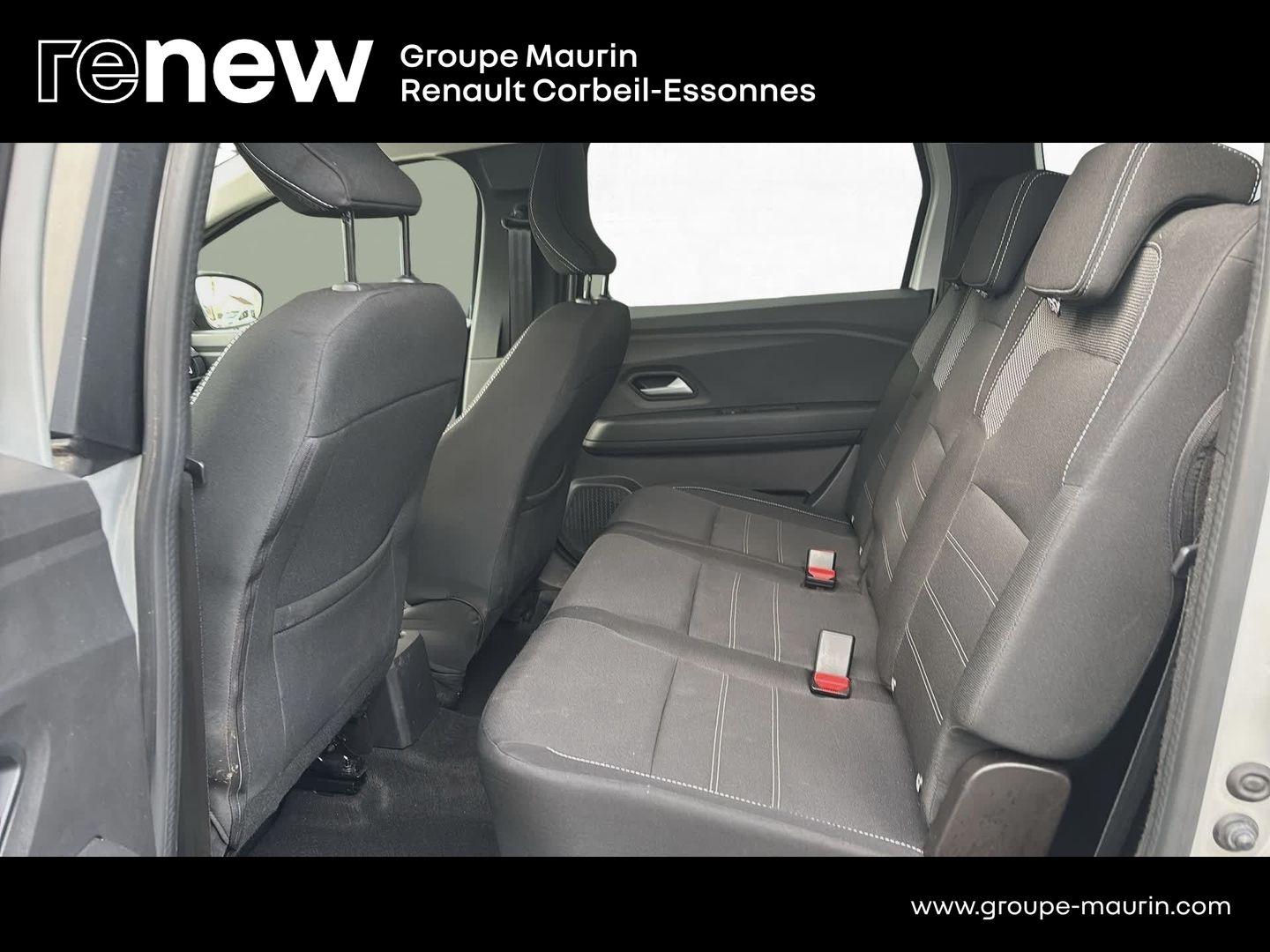 DACIA Jogger 1.0 TCe 110ch Expression 7 places - Photo 12