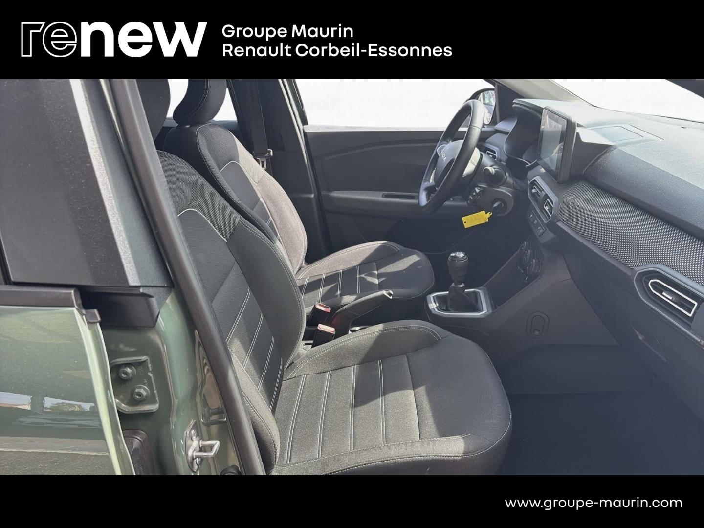 DACIA Jogger 1.0 TCe 110ch Expression 7 places -24 - Photo 17
