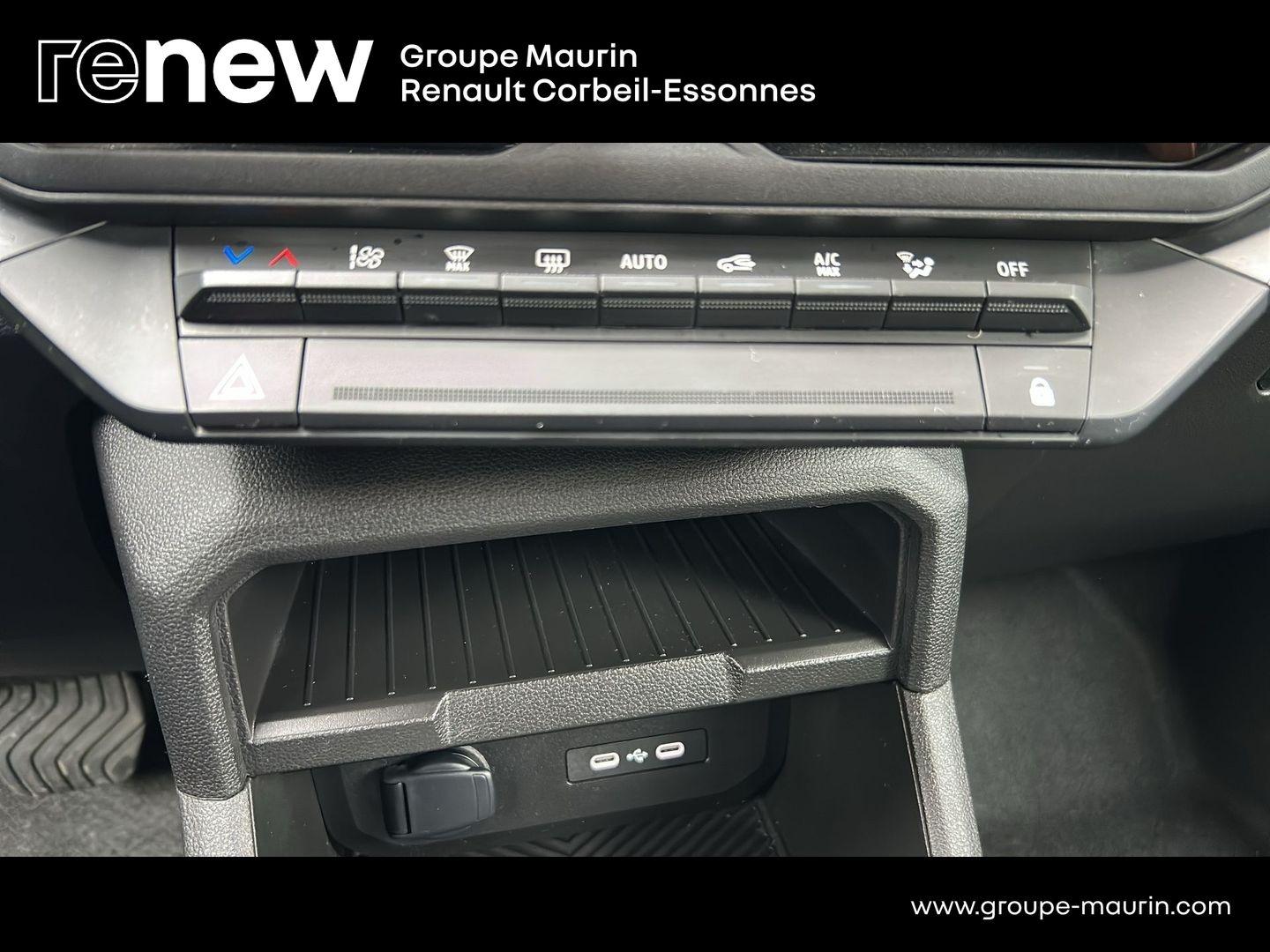 DACIA Duster 1.6 hybrid 140ch Journey - Photo 20