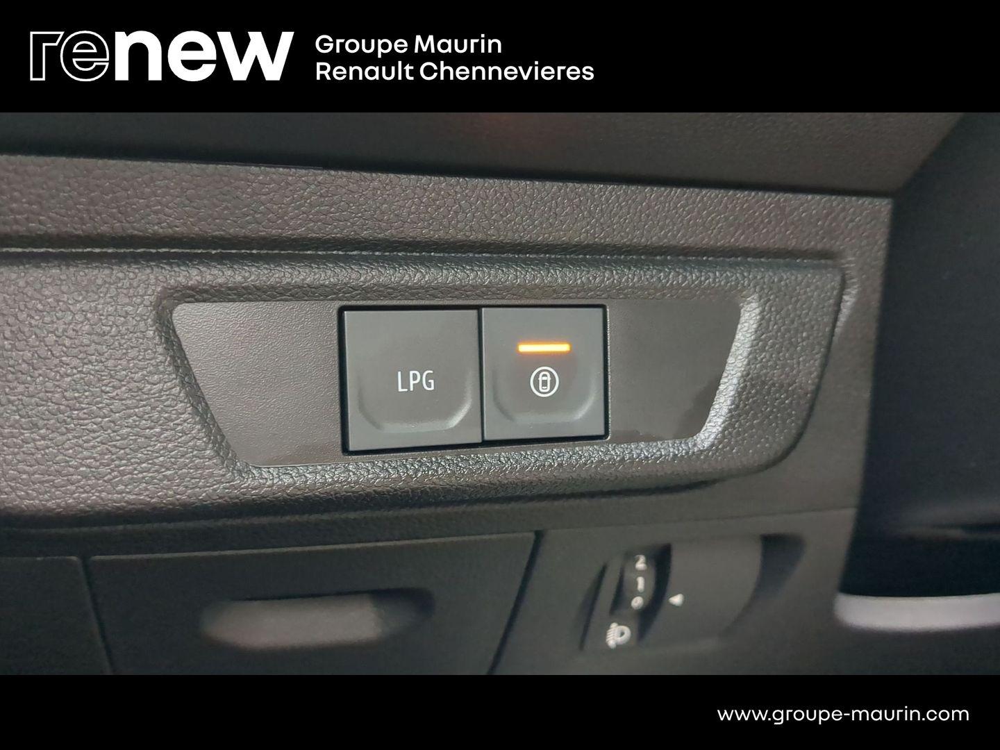 DACIA Sandero 1.0 ECO-G 100ch Stepway Extreme + - Photo 19