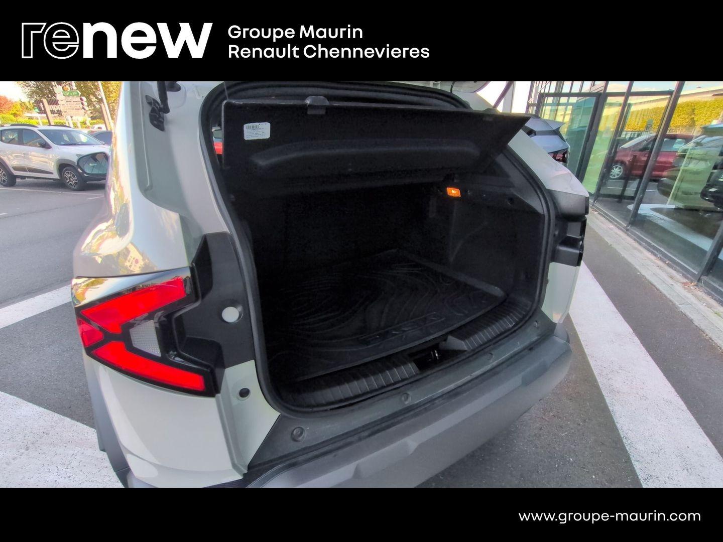 DACIA Duster 1.2 hybrid-G 150ch Extreme 4x4 - Photo 11