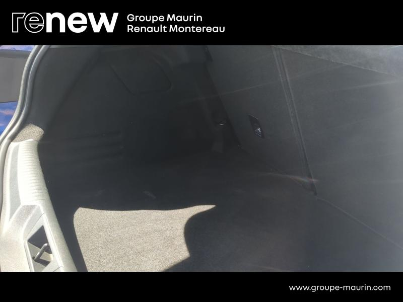 RENAULT Megane d’occasion à vendre à VARENNES SUR SEINE chez DPL - AUTOMOBILES (Photo 15)