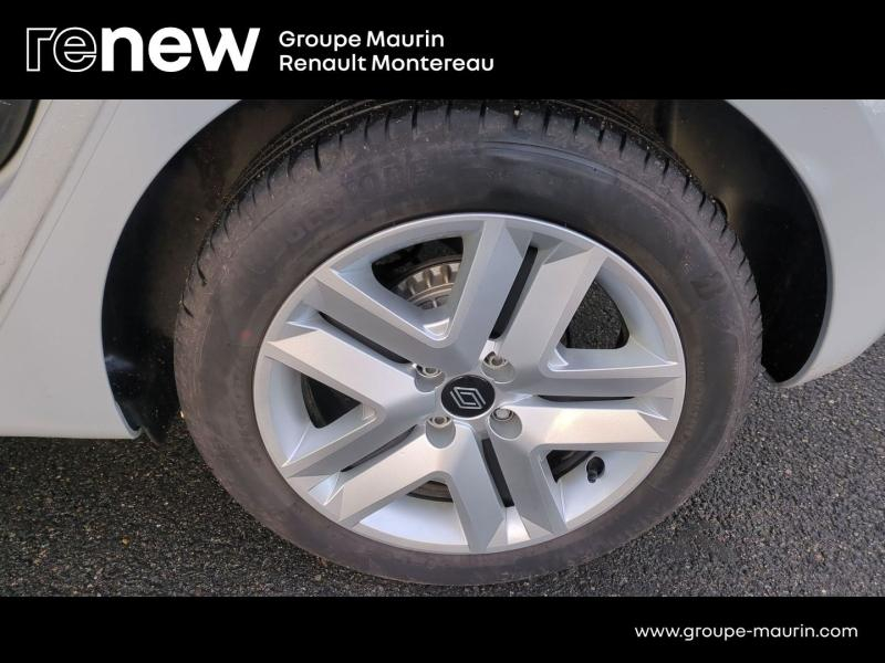 RENAULT Clio d’occasion à vendre à VARENNES SUR SEINE chez DPL - AUTOMOBILES (Photo 19)