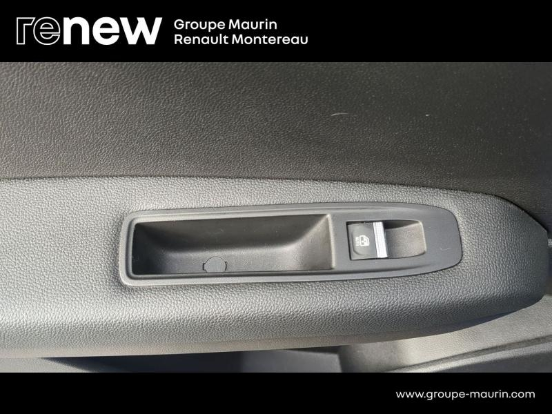 RENAULT Captur d’occasion à vendre à VARENNES SUR SEINE chez DPL - AUTOMOBILES (Photo 18)