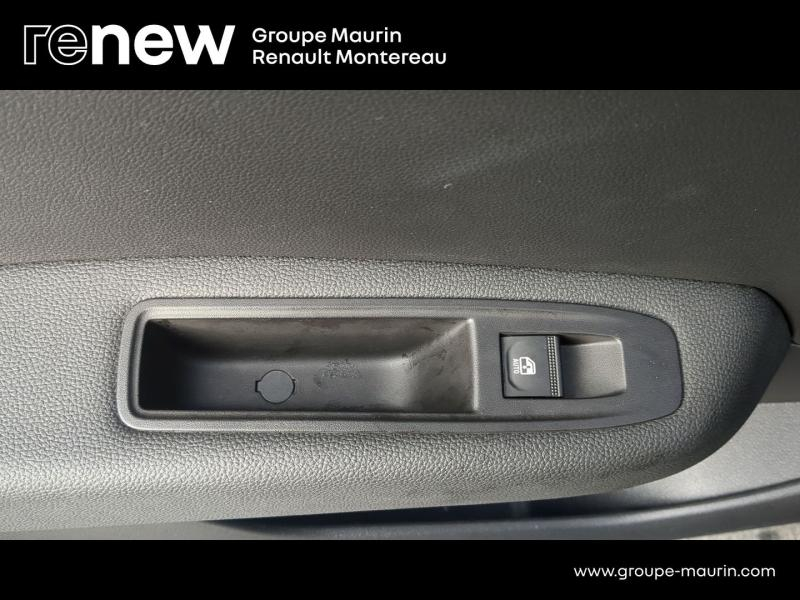 RENAULT Clio d’occasion à vendre à VARENNES SUR SEINE chez DPL - AUTOMOBILES (Photo 18)