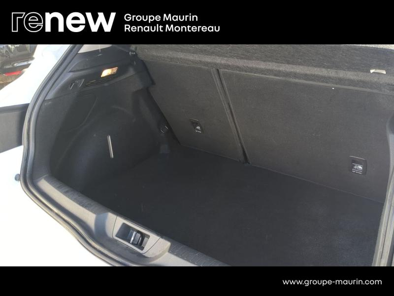 RENAULT Megane d’occasion à vendre à VARENNES SUR SEINE chez DPL - AUTOMOBILES (Photo 15)