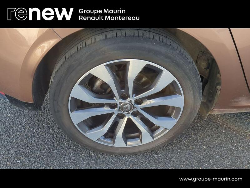 RENAULT Megane d’occasion à vendre à VARENNES SUR SEINE chez DPL - AUTOMOBILES (Photo 16)