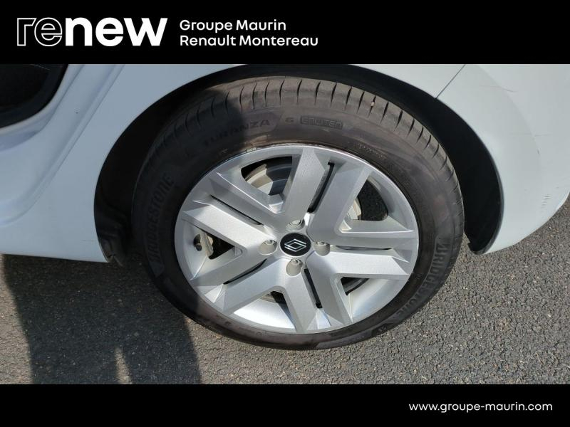 RENAULT Clio d’occasion à vendre à VARENNES SUR SEINE chez DPL - AUTOMOBILES (Photo 18)